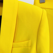 Load image into Gallery viewer, Refined, Yellow Double-Breasted Women&#39;s Jacket and Trousers Set with Lion Head Buttons